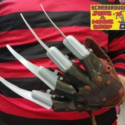 Henbrandt Gloves Clawed Glove - Freddy Krueger Nightmare On Elm Street Style